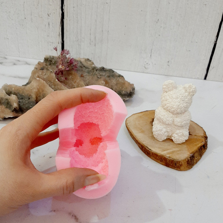 قالب شمع مدل خرس گل دار