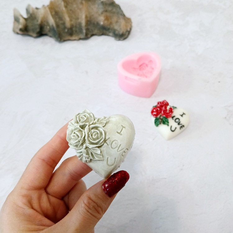 قالب شمع کوشا مدل قلب LOVE گلدار