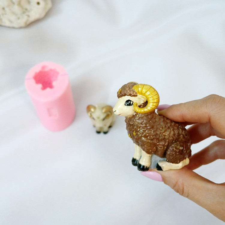 قالب شمع کوشا مدل بز ژورنالی ستاره دار