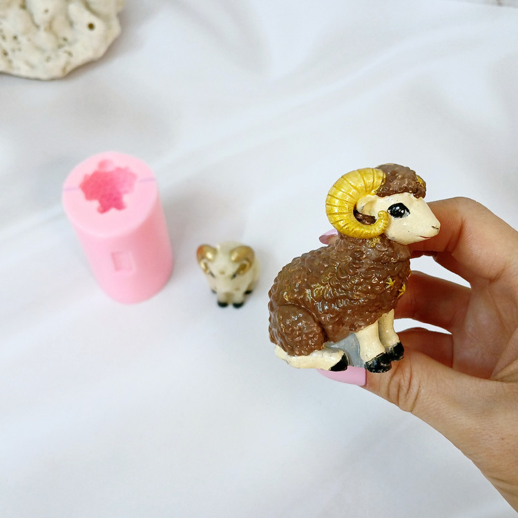 قالب شمع کوشا مدل بز ژورنالی ستاره دار